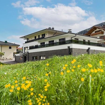 Apart Painting Ried im Zillertal Exterior photo