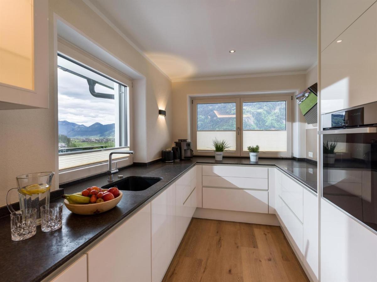 Apart Painting Ried im Zillertal Exterior photo
